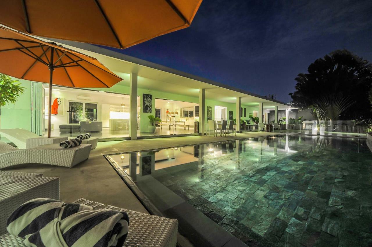 Casa Priya Petitenget Seminyak Extérieur photo